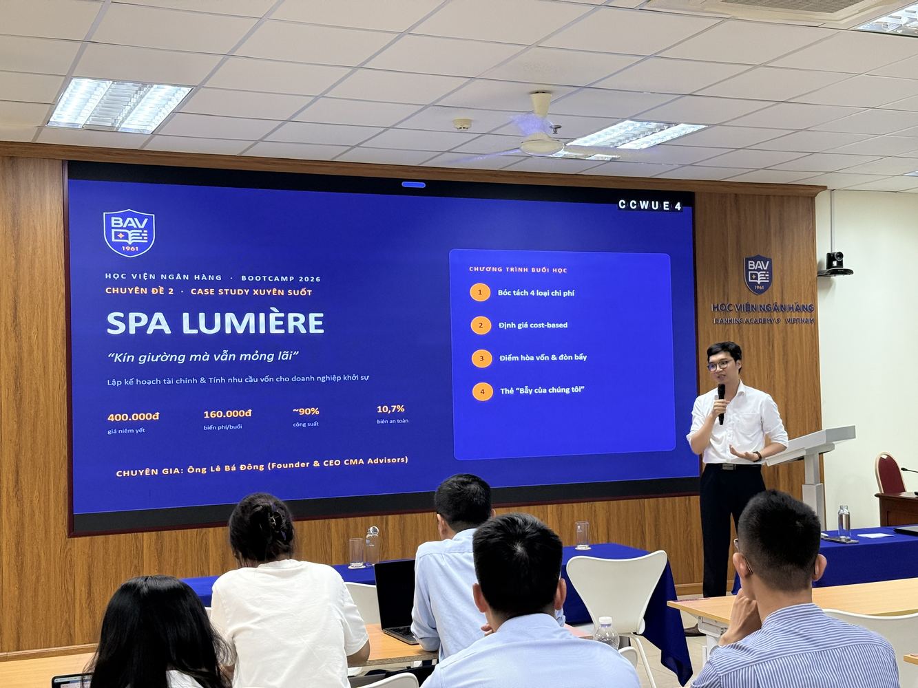 Chuyên gia trình bày case study Spa Lumière